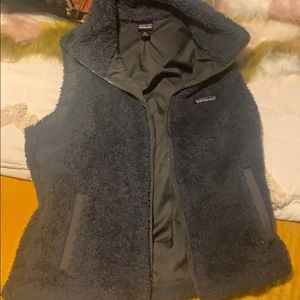 Navy Patagonia furry vest